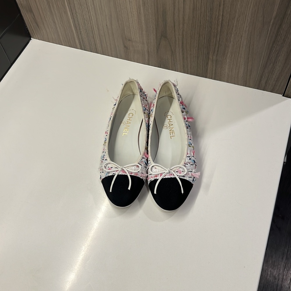 Chanel ballet flats